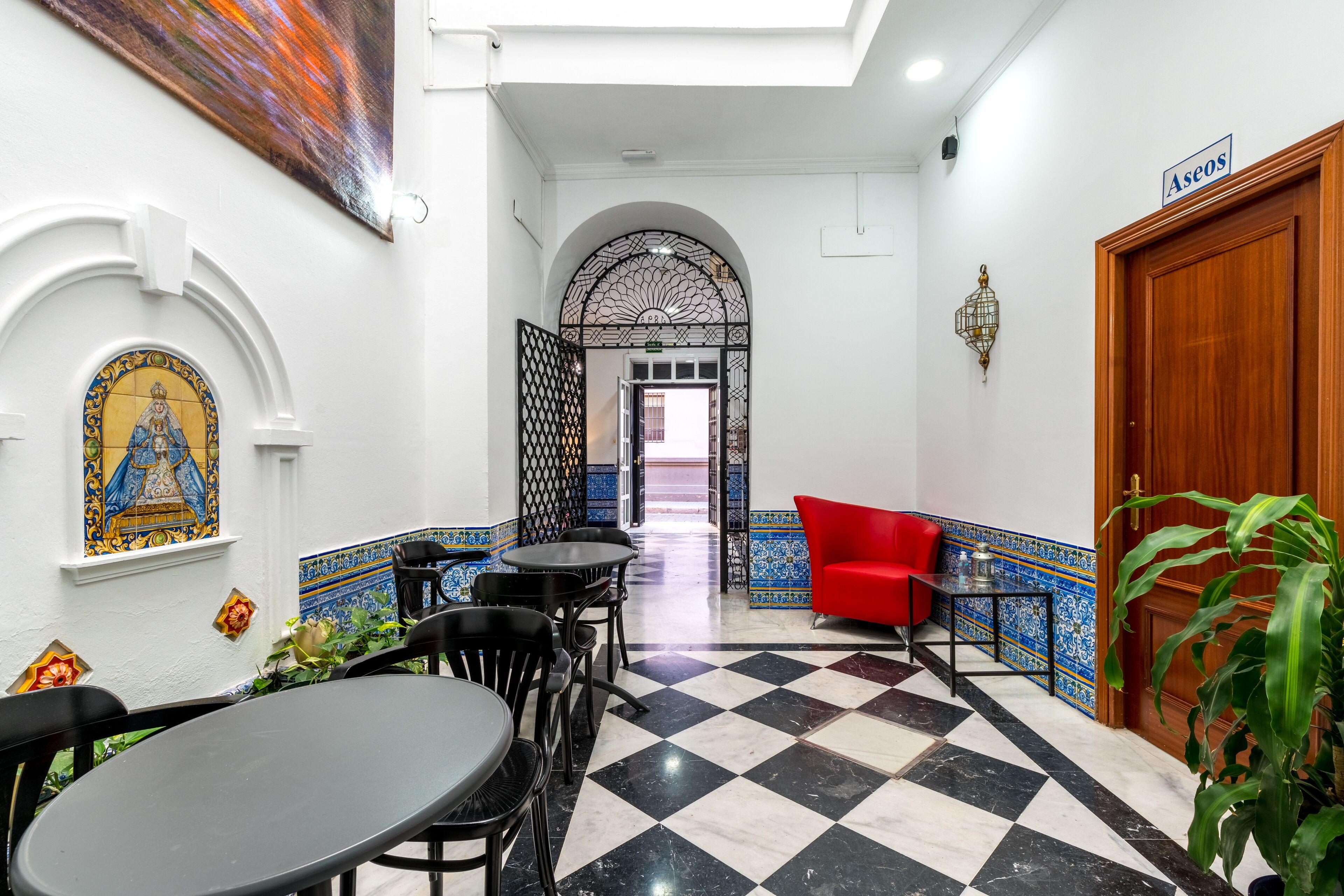 Cool Sevilla Hotel — Photos 2